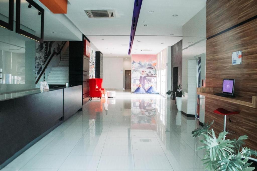 Fox Lite Hotel Metro Indah - Bandung Esterno foto